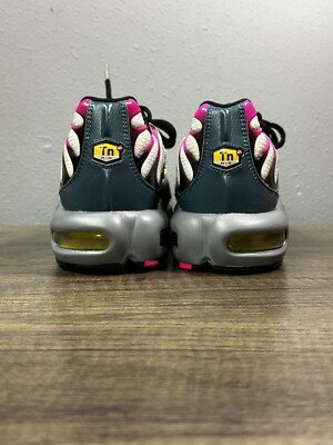 靴 AIR MAX PLUS OG ナイキ エアマックス プラス OG (メンズスニーカー) 価格比較