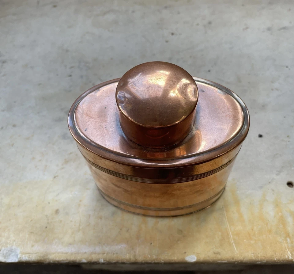 antique copper tea caddy or canister from the Arts & Crafts or Art Nouveau era - Image 2 of 4