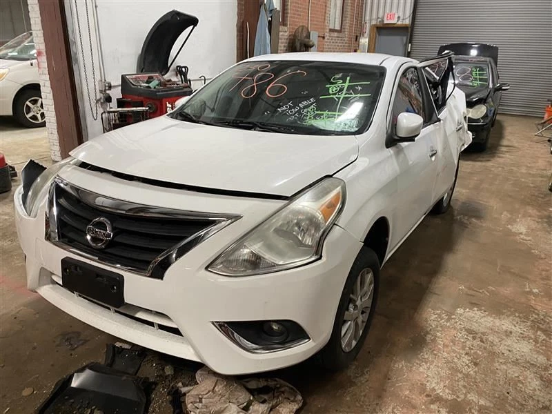 RADIATOR Nissan Versa 13 14 15 16 17 18 19 AT 1321128 Foto 4 de 4