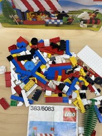 LEGO Castle 383/6083 Knight&rsquo;s Joust InComplete With Box And Manual