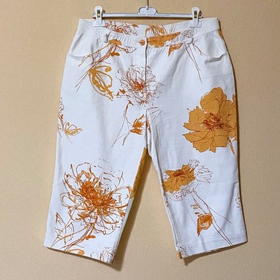 Samoon Capri Hose Blumen weiß orange Boho Hippie elegant