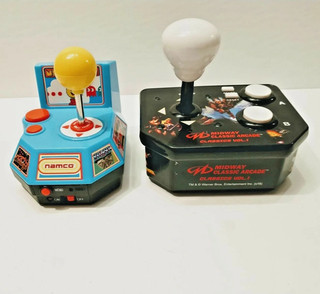 BROKEN NAMCO Ms. PAC MAN & MIDWAY CLASSIC ARCADE Vol. 1 PACK 2 GAME CONTROLLERS