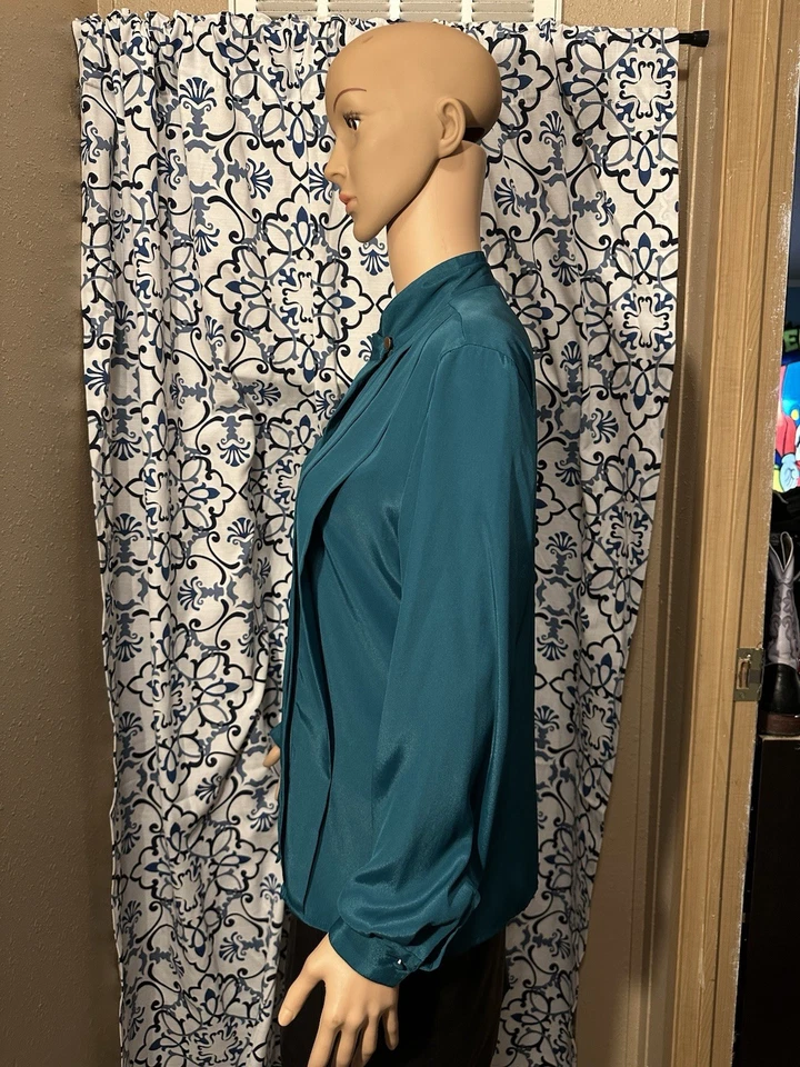 Blusa verde vintage de seda líquida Peters & Ashley talla 6 Foto 4 de 4