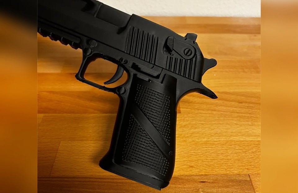 Call Of Duty Prop Gun – 3D Printed Hand Cannon Prop for Display or ...