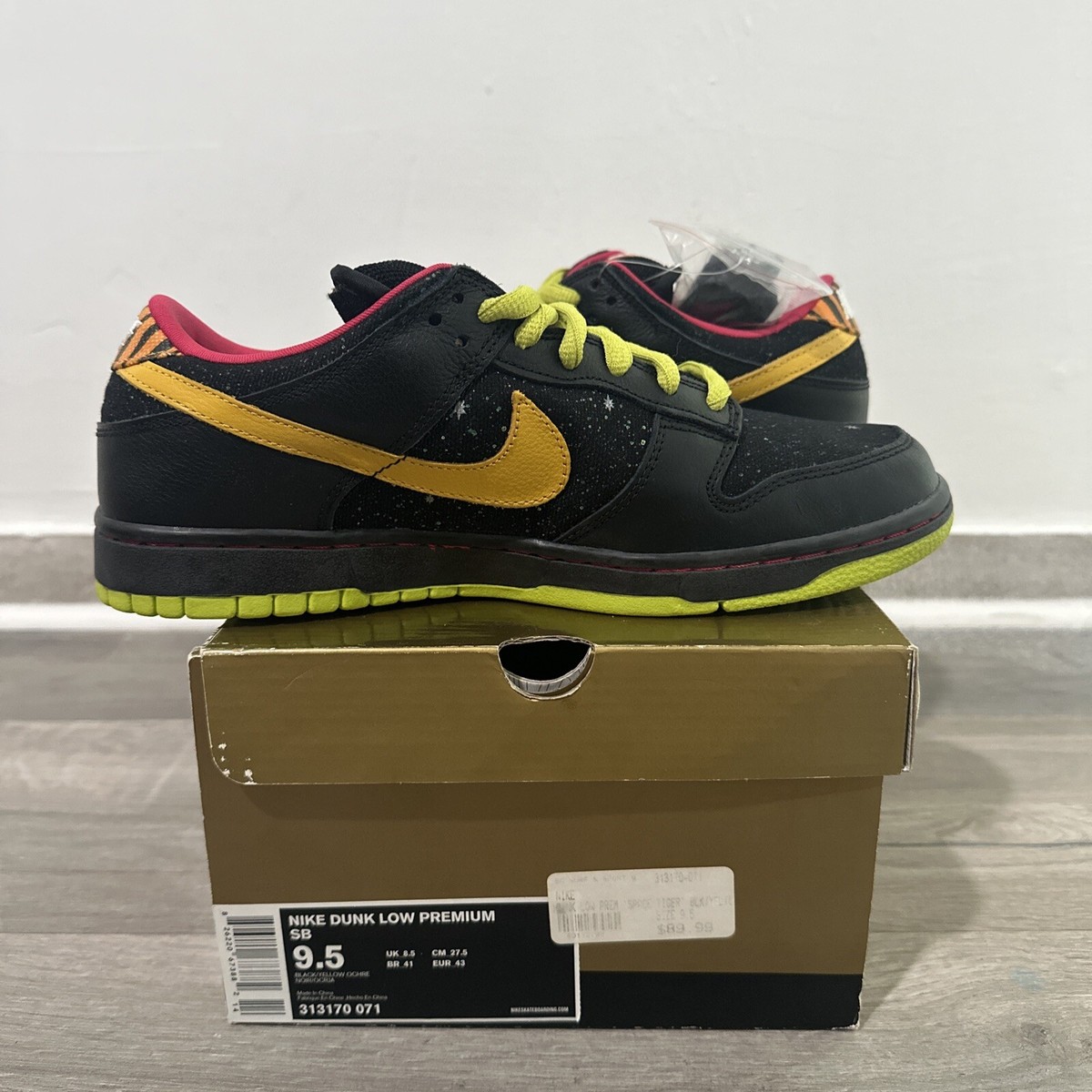 28 NIKE DUNK SB LOW PREMIUM SPACE TIGER Size 9.5 - Nike Dunk