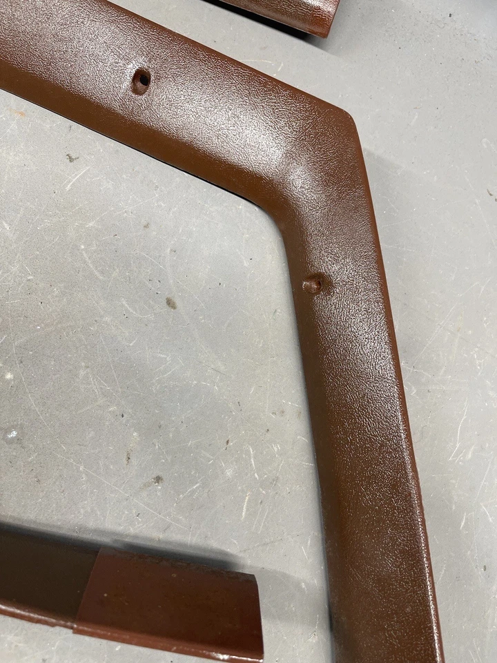 Cadillac 1976-1979 sedán Deville Seville ventana trasera moldura moldura Impala Foto 3 de 4