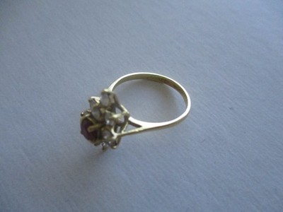 Vintage Rubin Diamant Halo 14k Gelbgold Ring rote Träne Gr. 3, 1,86g