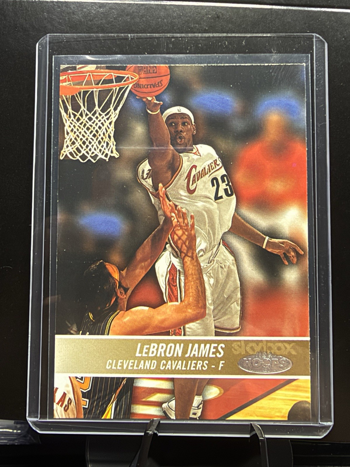 2004-05 NBA Hoops - LeBron James #136 (2nd Year LeBron)