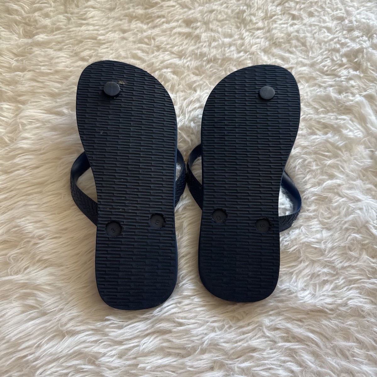Havaianas Disney Classics Top Lilo & Stitch Flip Flops Navy Blue View 4