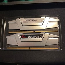 G.Skill RipJaws V 16GB 2x8GB DDR4-3200 Memory F4-3200-C16S-8GVSB