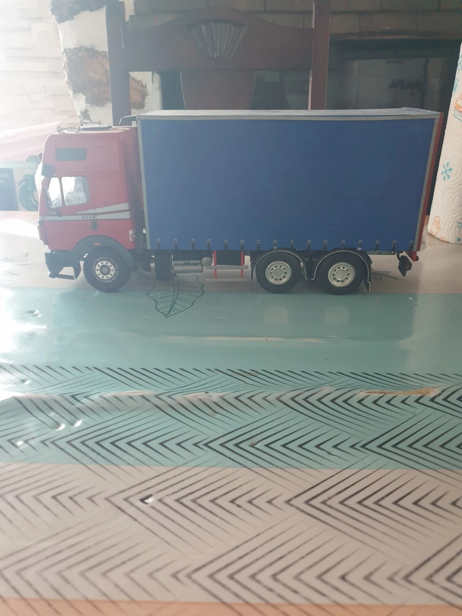 Troc Echange MAQUETTE CAMION AMT 1/25 FORD LOUISVILLE COCA COLA sur