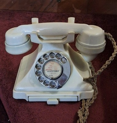 Vintage Pyramide Bakelit Telefon elfenbein - alles original - schön