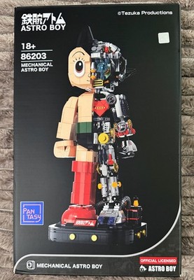 Pantasy Astro Boy Mechanical Clear Building Bricks Set 15*14*32cm Craft Kit