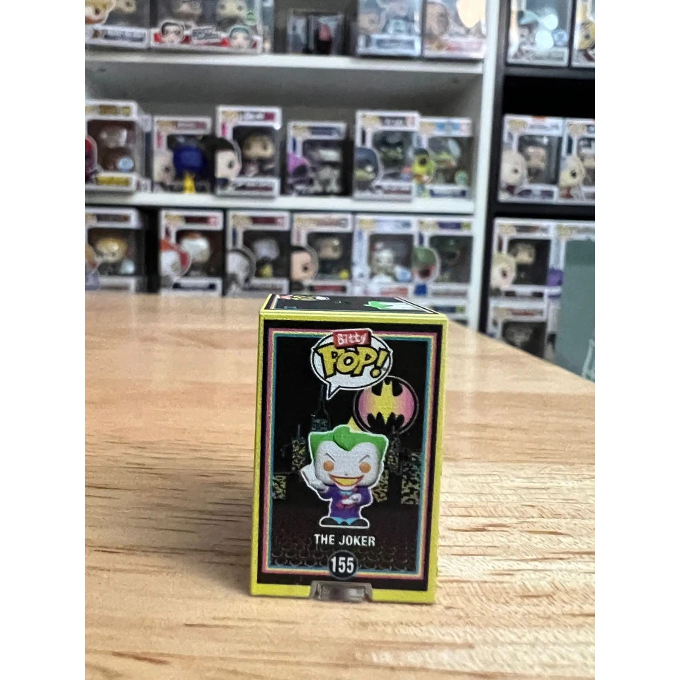 仅 4000 件黑光小丑蝙蝠侠动画系列 Funko Pop Bitty #155 LE — 第 2/4 张图片