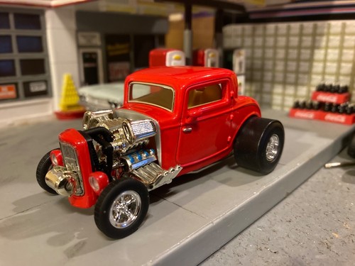 1932 Ford Hot Rod, 1/43 Scale, New in Original Box - Picture 4 of 12