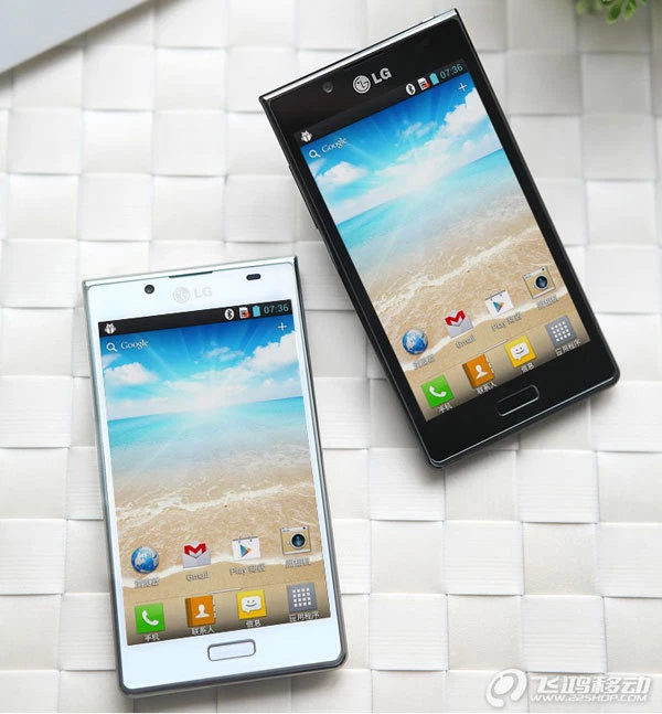 Unlocked LG Optimus L7 P700 Original Smart Phone 4.3'' WIFI GPS 3G GSM 5MP - Image 3 of 4