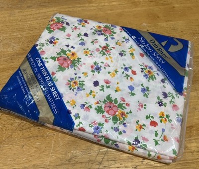 VTG Dan River Danville 70s Floral Field Flowers Twin Flat Sheet Cottagecore NOS