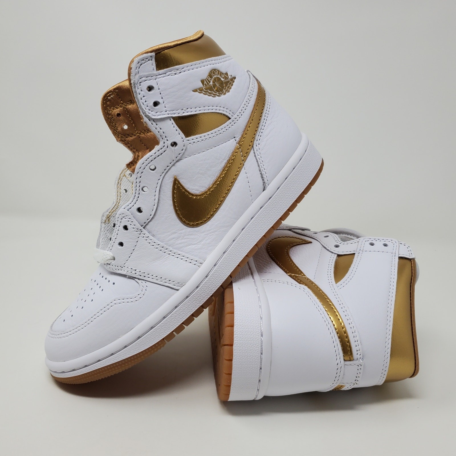 Nike Air Jordan 1 Hi OG White Metallic Gold FD2596-107 Women's Size 5