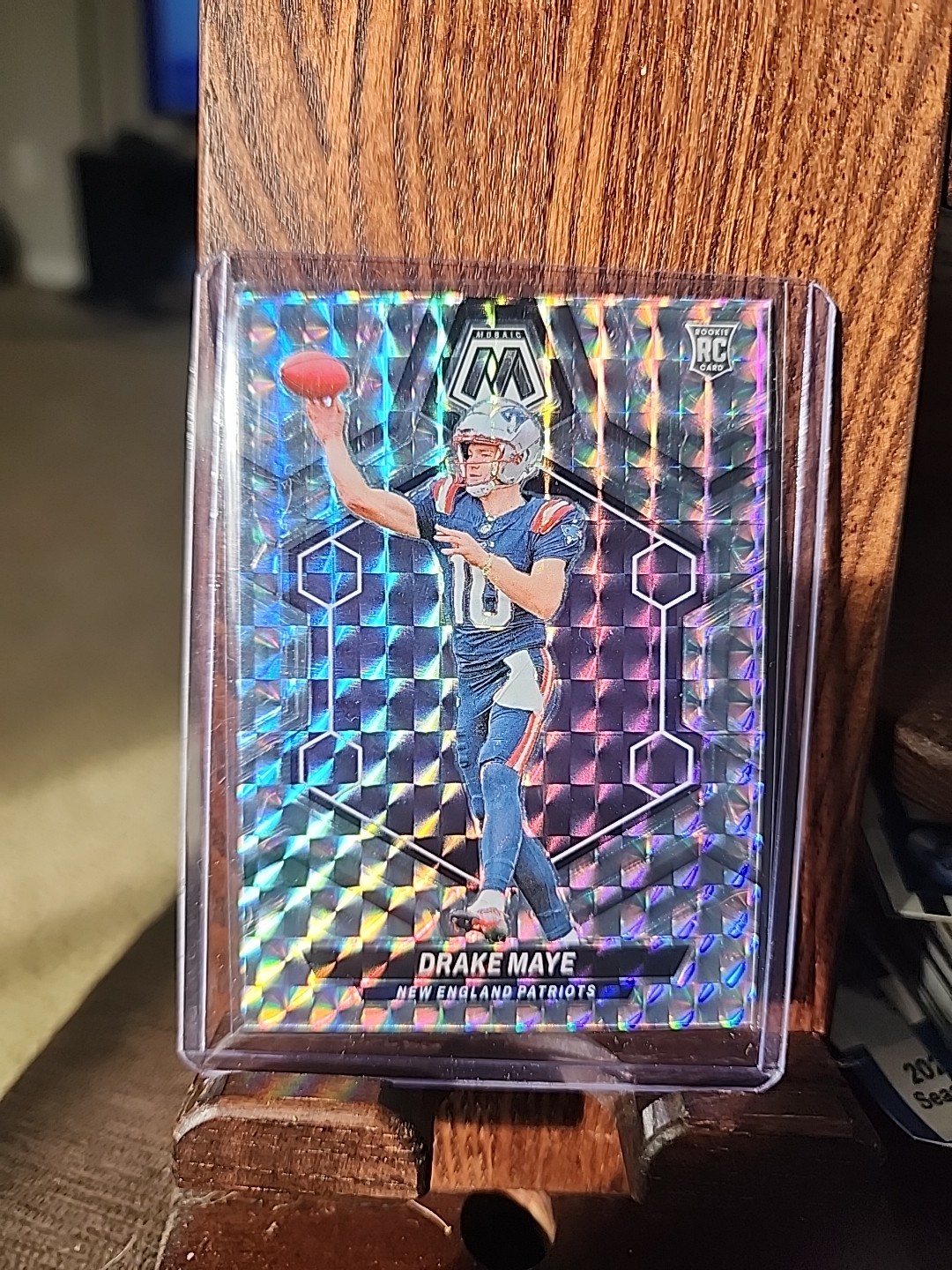 2024 Panini Mosaic - Rookies Drake Maye #303 Mosaic Prizm (RC)