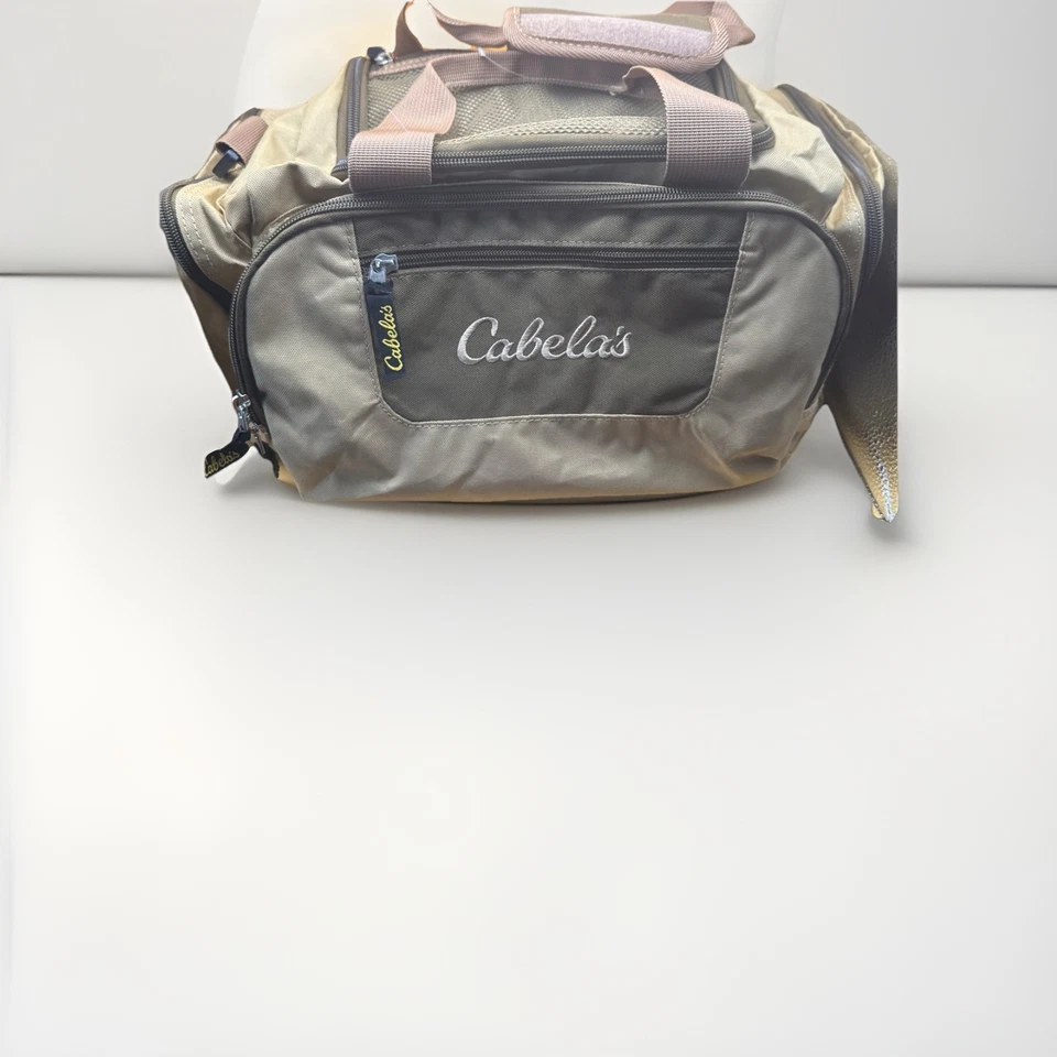 Bolsa de Lona Cabela's Bronceada Pequeña Utilidad o Equipo para Deportes Gimnasio o Viaje Usada en Excelente Condición Foto 3 de 4