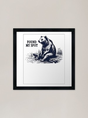 Found My Spot Bear elaxing Bear gerahmtes Wandbild Poster Leinwanddruck Bild