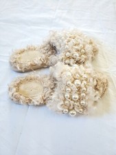 Cat And Jack Girl Slippers Pearl White Size 1