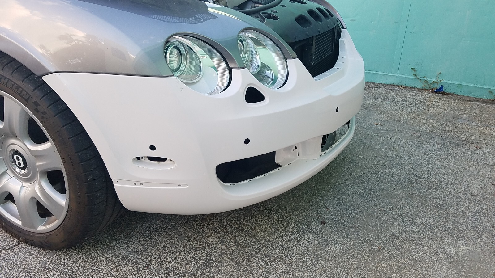 Bentley Continental Spur Sedan 2005-08 Factory Style Front Bumper PAINTED BLACK