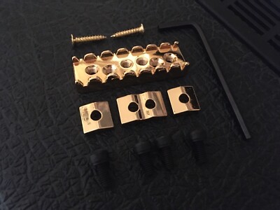 Floyd Rose 48 mm 7 Saiten Qualität Verriegelung Gitarrenmutter Kit in Gold VERSANDKOSTENFREI!!