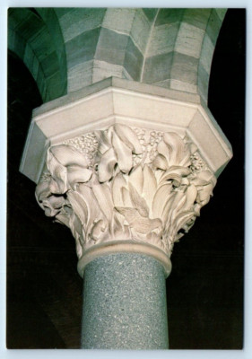 OXFORD Museum Capital carved by O'shea Brothers ENGLAND 4x6 Postcard