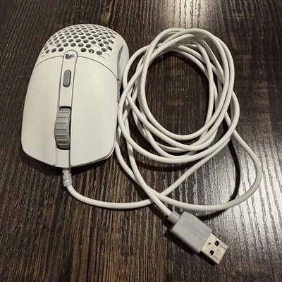 Glorious Model O Eternal RGB Wired Gaming Mouse   White   Tested & Working