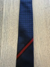 Gucci GG Classic Silk Tie Men  s Narrow Navy with Red Stripe