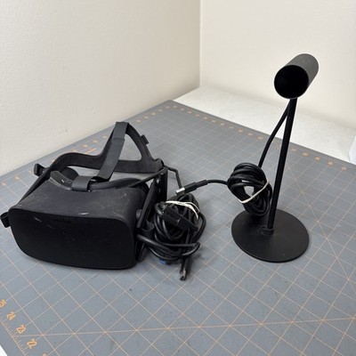 Meta Oculus Rift CV1 VR Virtual Reality Headset System - Black