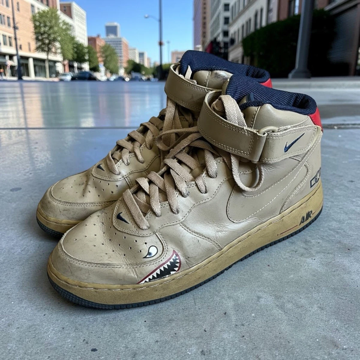 Preços baixos em Nike Air Force 1 Armed Forces | eBay