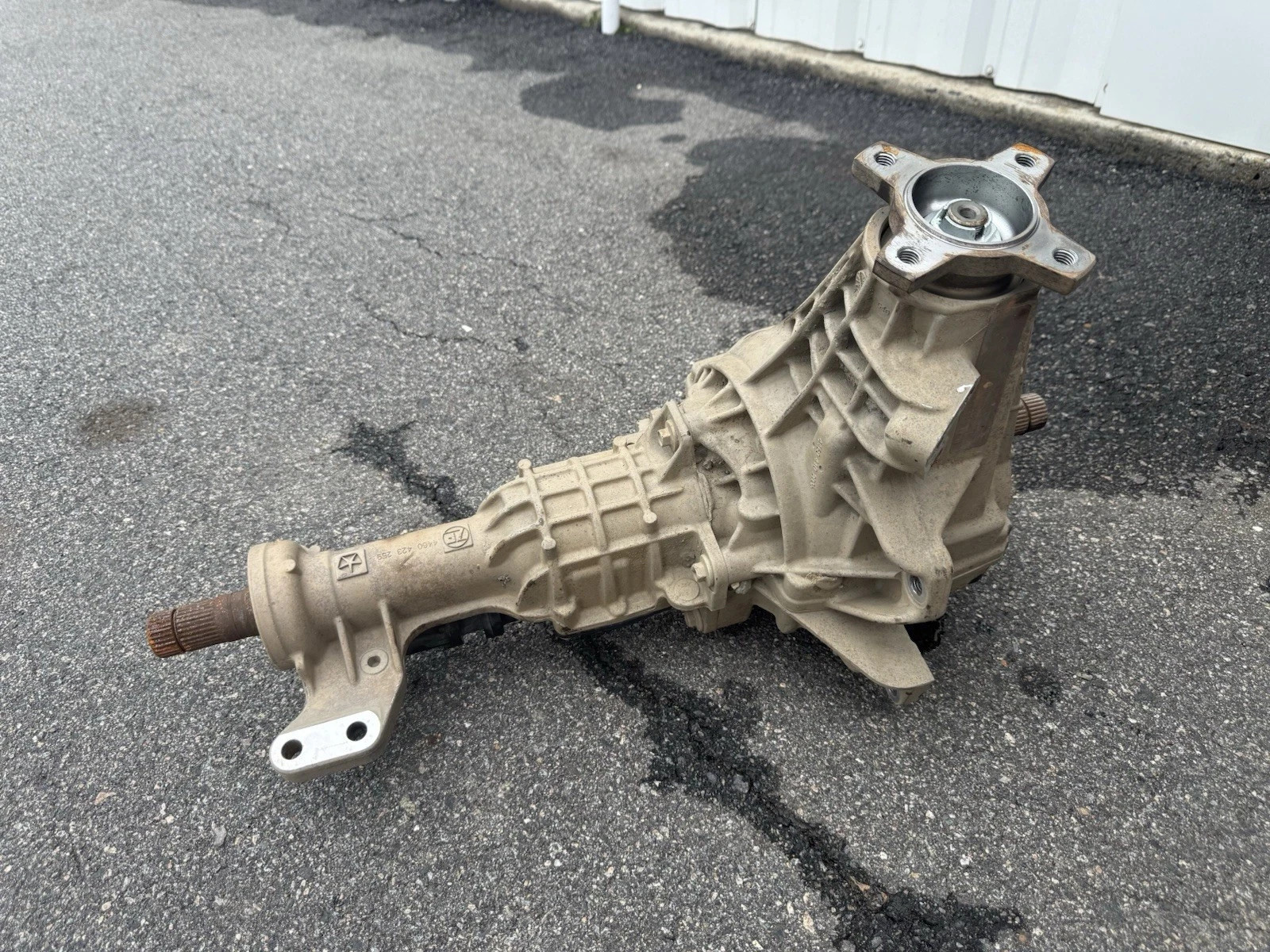 2021-2024 Ram 1500 3.55 Front Carrier Axle Assembly 68507253AB OEM 4079