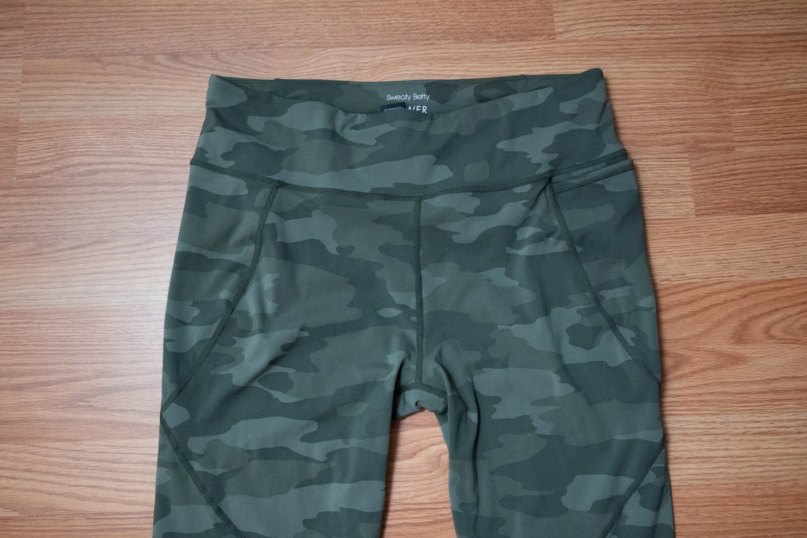 sweaty-betty power camouflage 7/8 length stretch pocket leggings