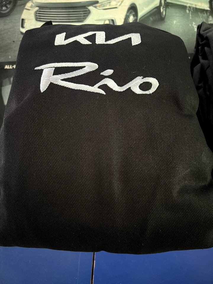 KIA RIO 2011-2024 8 (4 puertas) Fundas Asiento JUEGO COMPLETO Foto 2 de 3