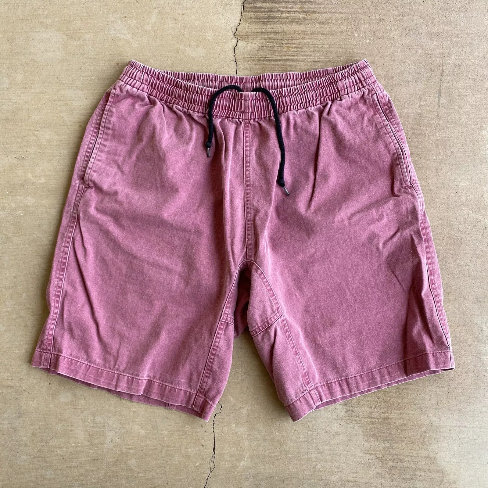 Short sergé lavé Supreme rouge rose 2016