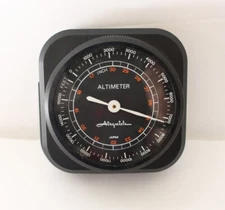 🌟 Vintage Airguide Altimeter The Breckenridge Japan Guage w Holder