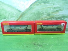 2 x Hornby R6628 Graffiti hopper wagon weathered 355267 - Mint boxed