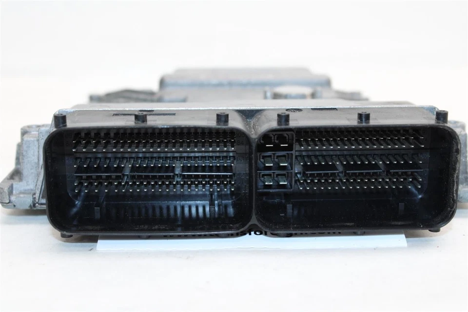 ECU ECM COMPUTER Volkswagen Golf GTI 2019 19 06K907425J 1366829 Foto 3 de 4