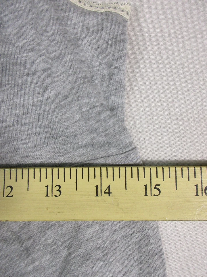 Blusa Energie para mujer con botones sin mangas correas de espagueti talla M gris Foto 2 de 4