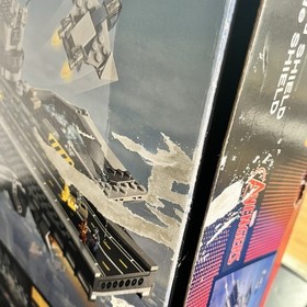 LEGO (76042) Marvel Avengers SHIELD Helicarrier Retired New Open Box Free Ship