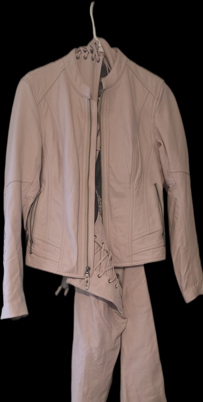 Harley Davidson Cream Color Leathers- women's