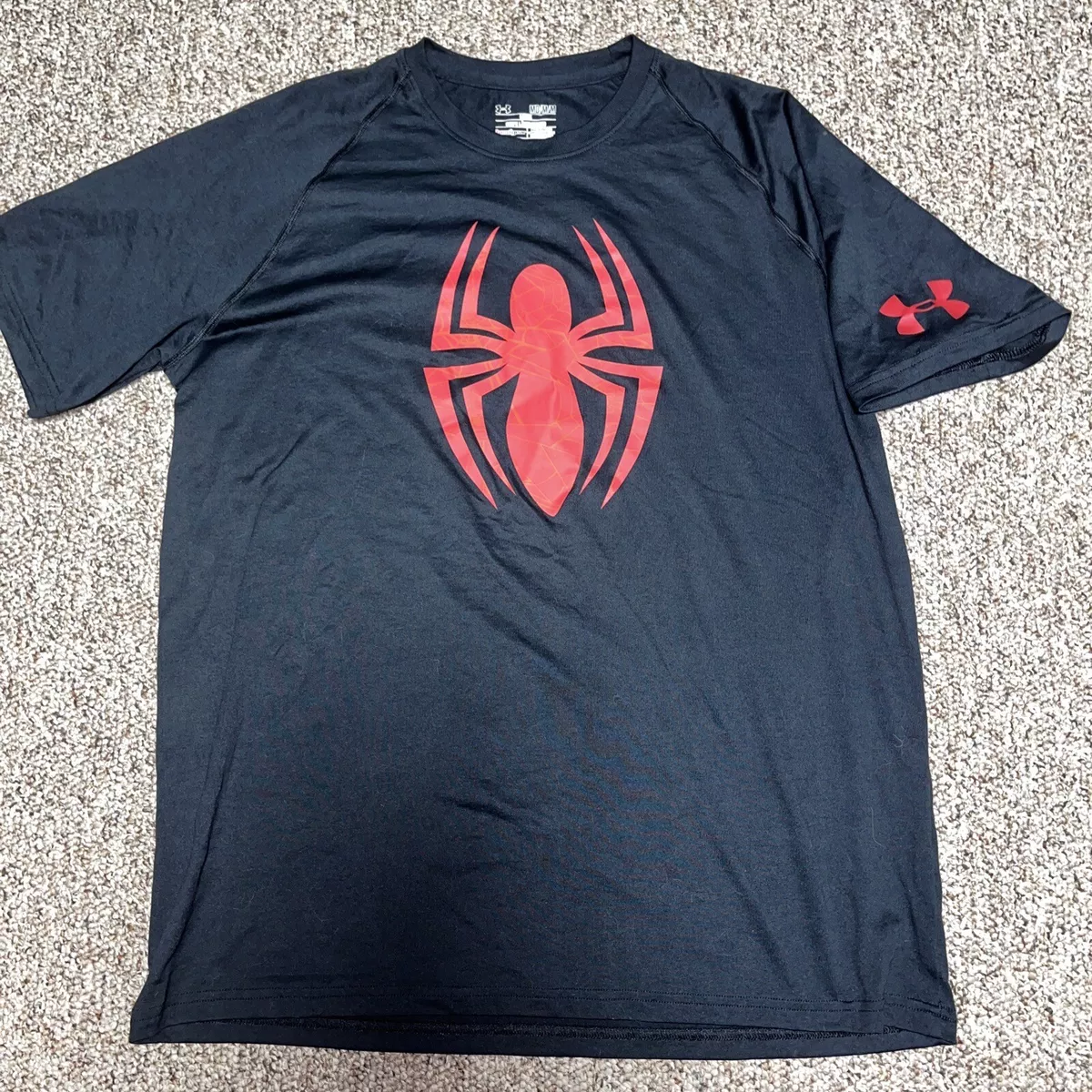 Black spiderman under armour deals