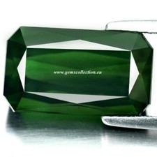 AAA TORMALINA NATURALE  NATURAL TOURMALINE CT 7.87 VVS GREEN COLOR OCTAGON CUT 