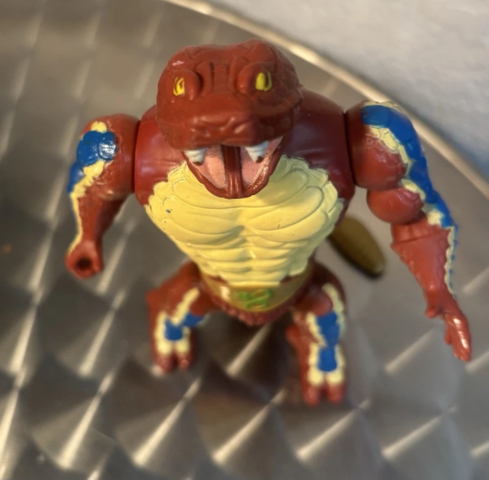 Figura de acción de colección 1985 Masters of the Universe MOTU Rattler He-Man Snake Foto 2 de 4
