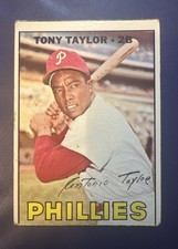 1967 TOPPS #126 TONY TAYLOR PHILADELPHIA PHILLIES  *FREE SHIPPING*