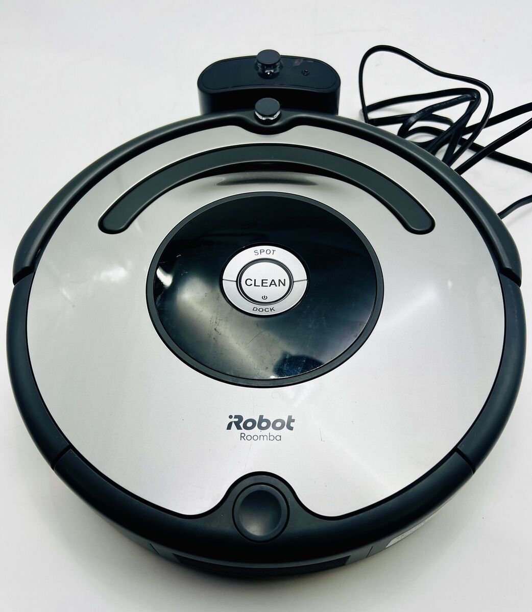 iRobot Roomba 639 Wi-Fi Connected Robot Vacuum - SILVER/GREY iRobot Roomba 639 Wi-Fi Connected Robot Vacuum - SILVER/GREY