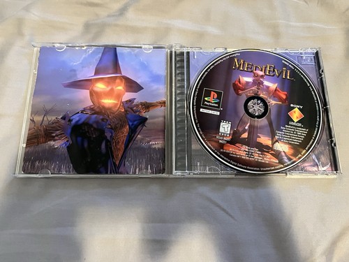 Medievil PS1 - Picture 3 of 4
