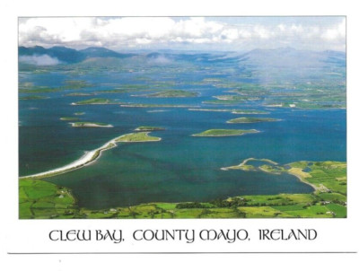 Clew Bay: & 365 Inseln Irlands Westküste & Croagh Patrick in der Ferne